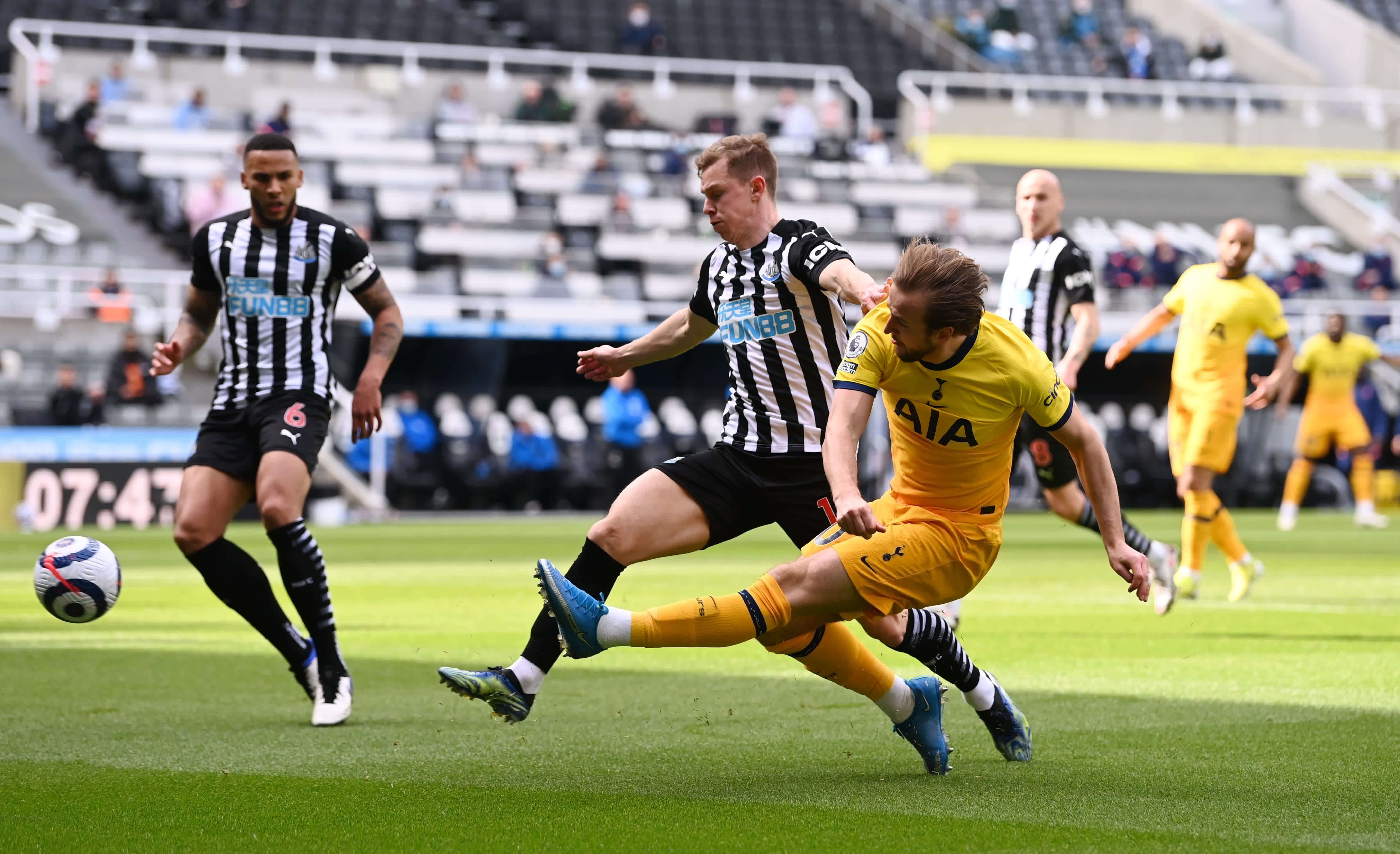 向变得扑朔 向变得扑朔